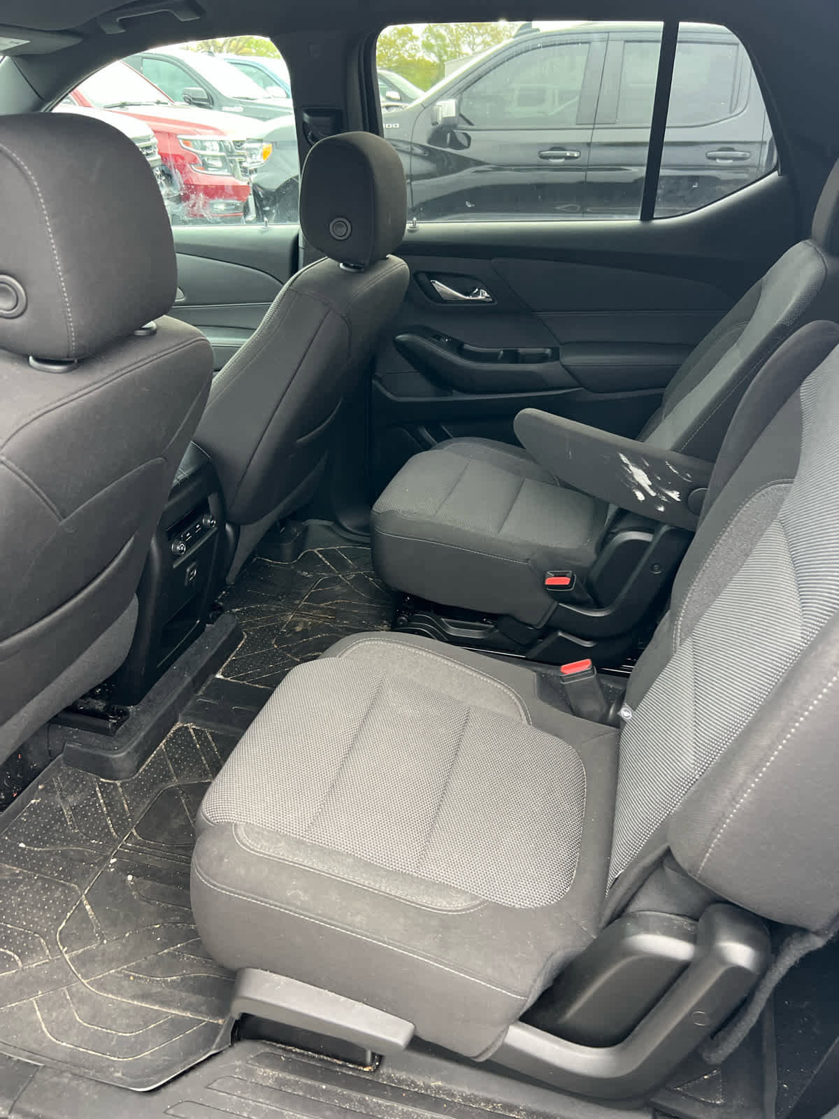 Certified 2023 Chevrolet Traverse LT FWD image 8