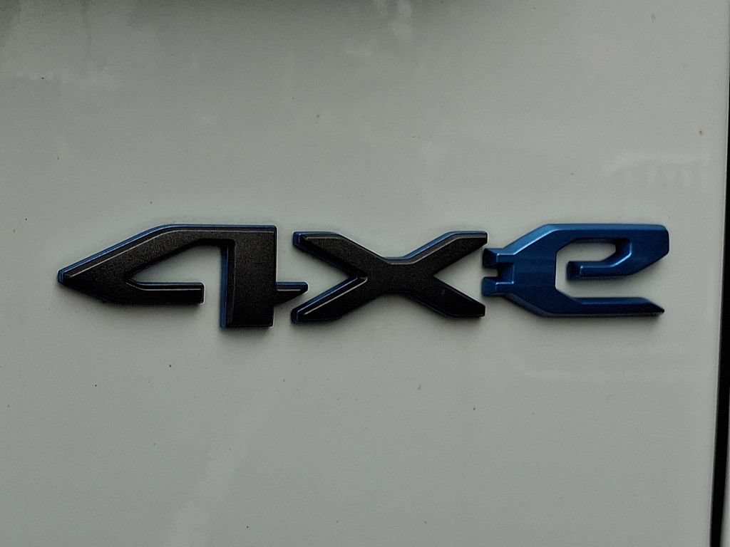 Used 2024 Jeep Wrangler Unlimited AWD/4WD image 30