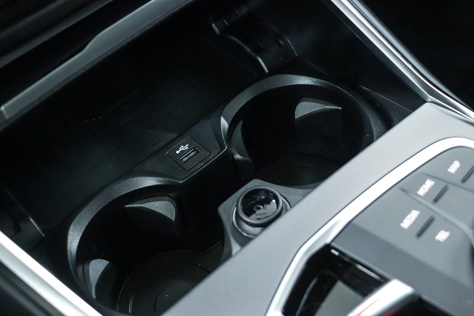 New 2026 BMW 230i Coupe w/ Premium Package RWD image 23