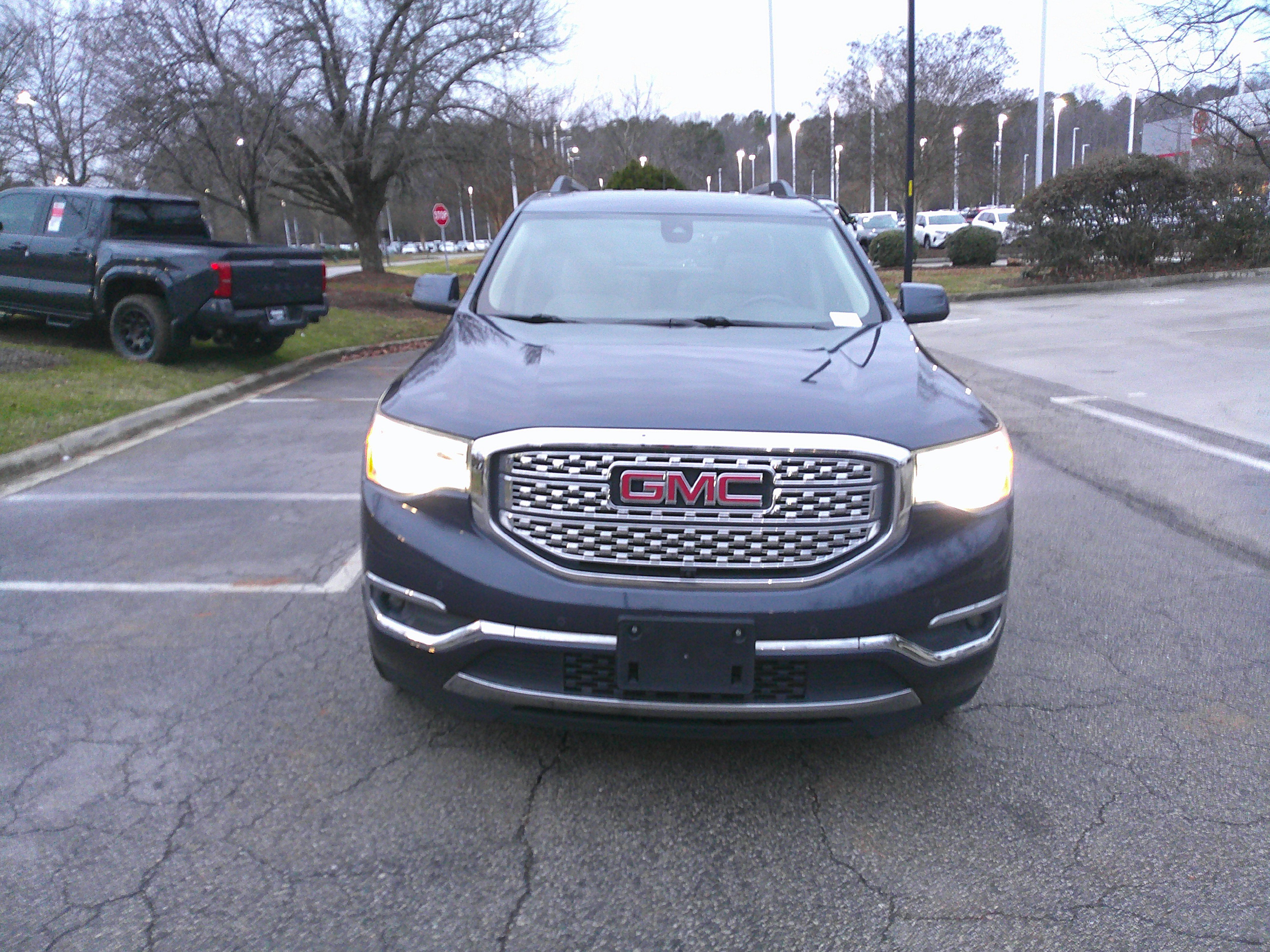 Used 2019 GMC Acadia Denali w/ Technology Package image 5