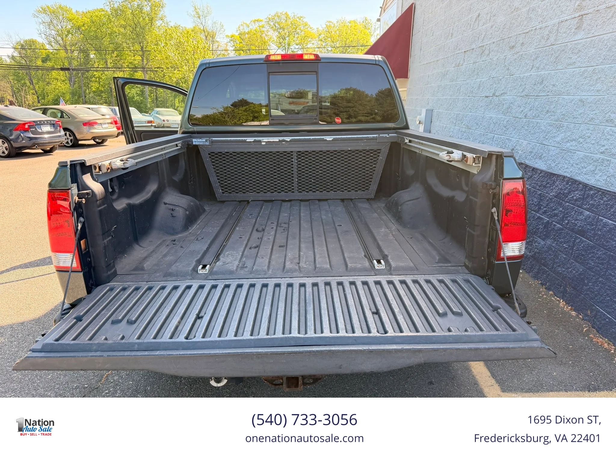Used 2004 Nissan Titan LE w/ (Tow) Big Tow Pkg image 20