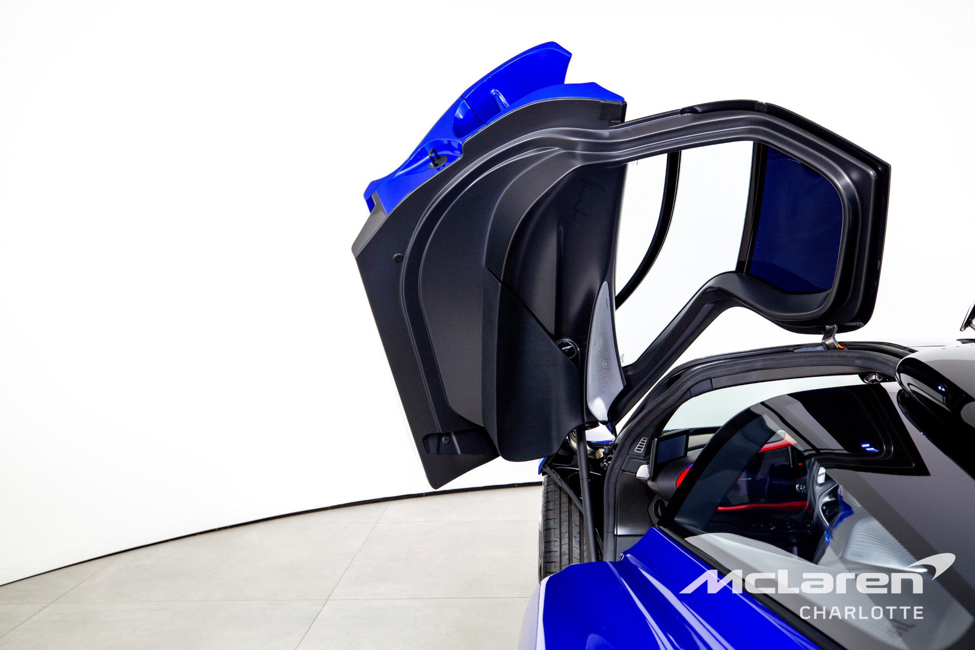Used 2020 McLaren Speedtail RWD image 12