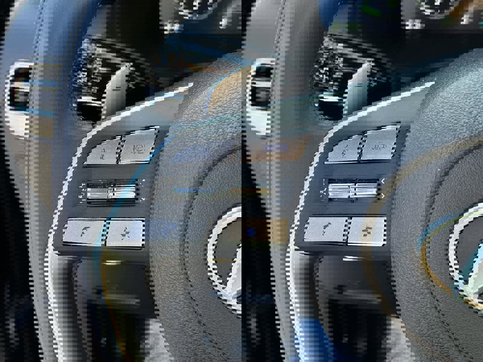 Used 2024 Hyundai Palisade Calligraphy image 24