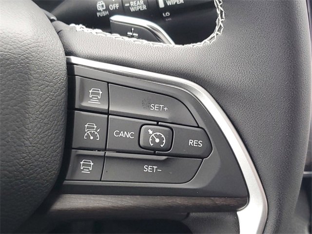 New 2025 Jeep Grand Cherokee Limited w/ Trailer Tow Package image 24