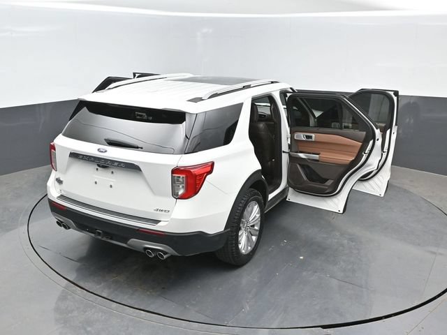 Certified 2023 Ford Explorer King Ranch w/ Technology Package AWD/4WD image 27