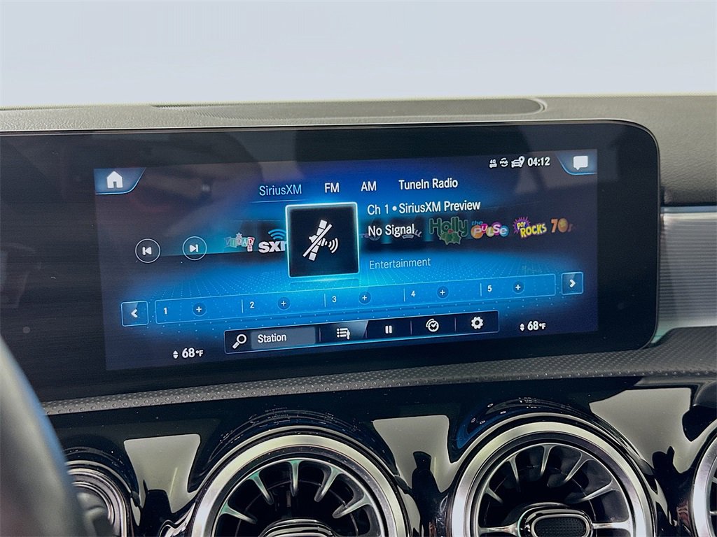 Used 2022 Mercedes-Benz A 220 4MATIC image 27