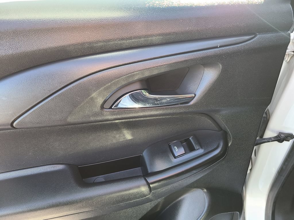 Used 2022 Chevrolet TrailBlazer LS FWD image 16
