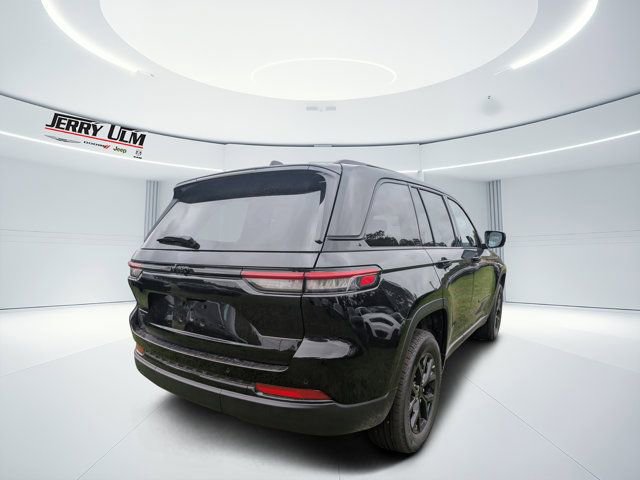 New 2025 Jeep Grand Cherokee Altitude AWD/4WD image 3