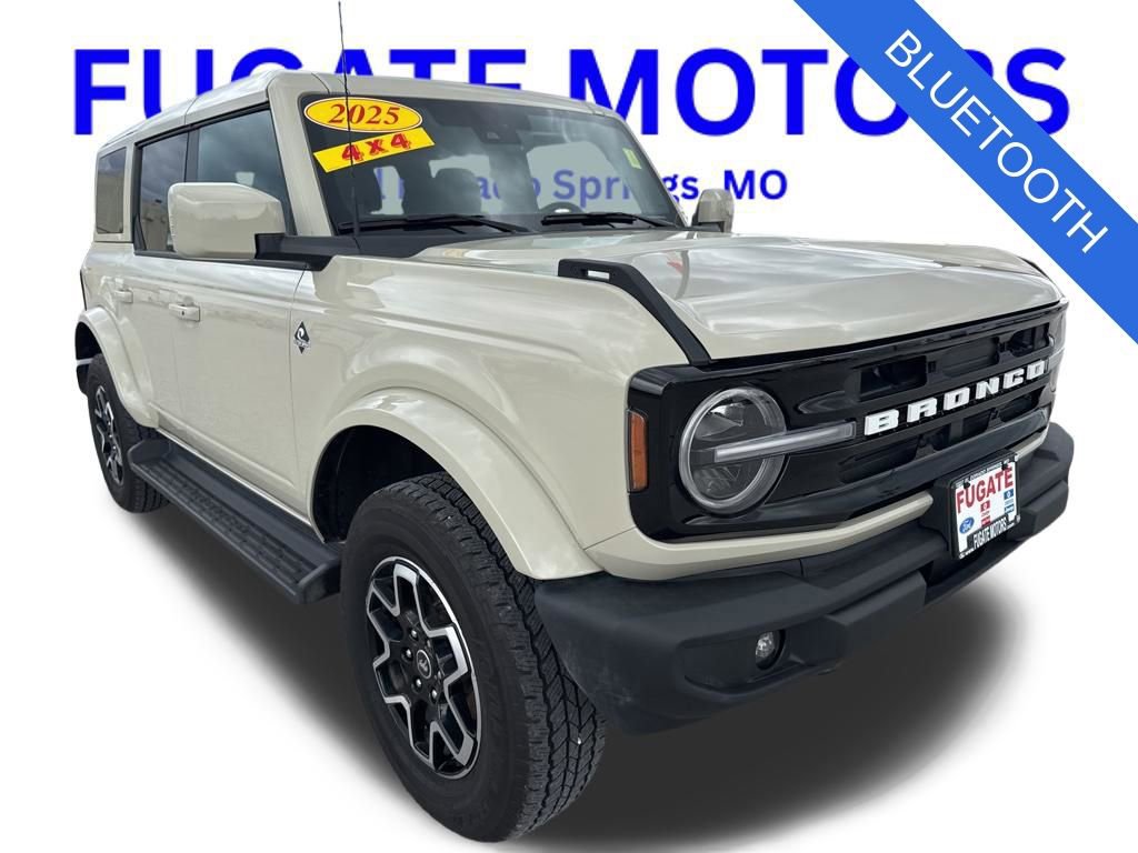 Used 2025 Ford Bronco Outer Banks image 10