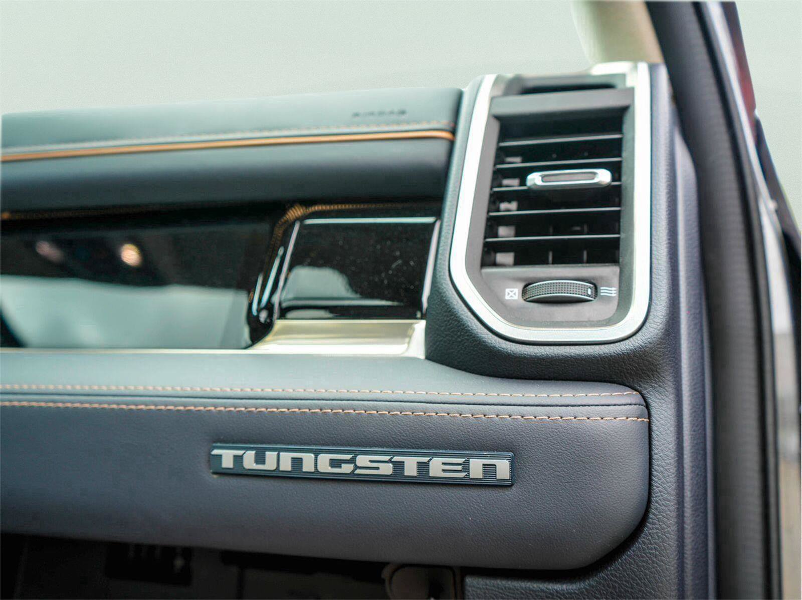 Used 2025 RAM 1500 Tungsten AWD/4WD image 16