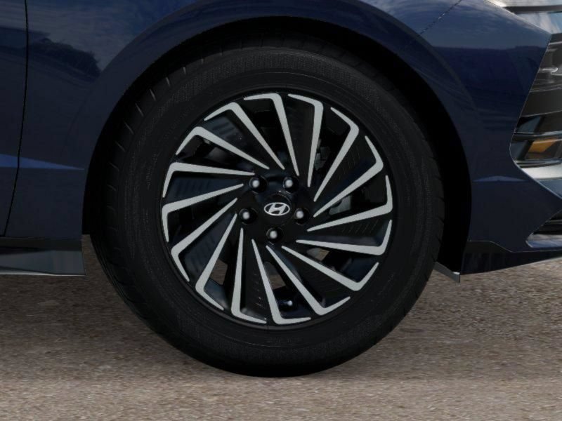 Used 2025 Hyundai Sonata SEL FWD image 10