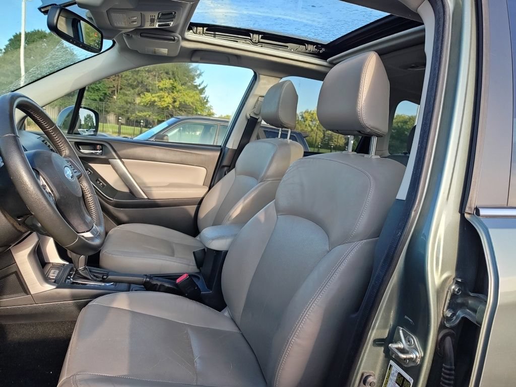 Used 2015 Subaru Forester 2.5i Touring w/ Eyesight & Navigation System AWD/4WD image 7