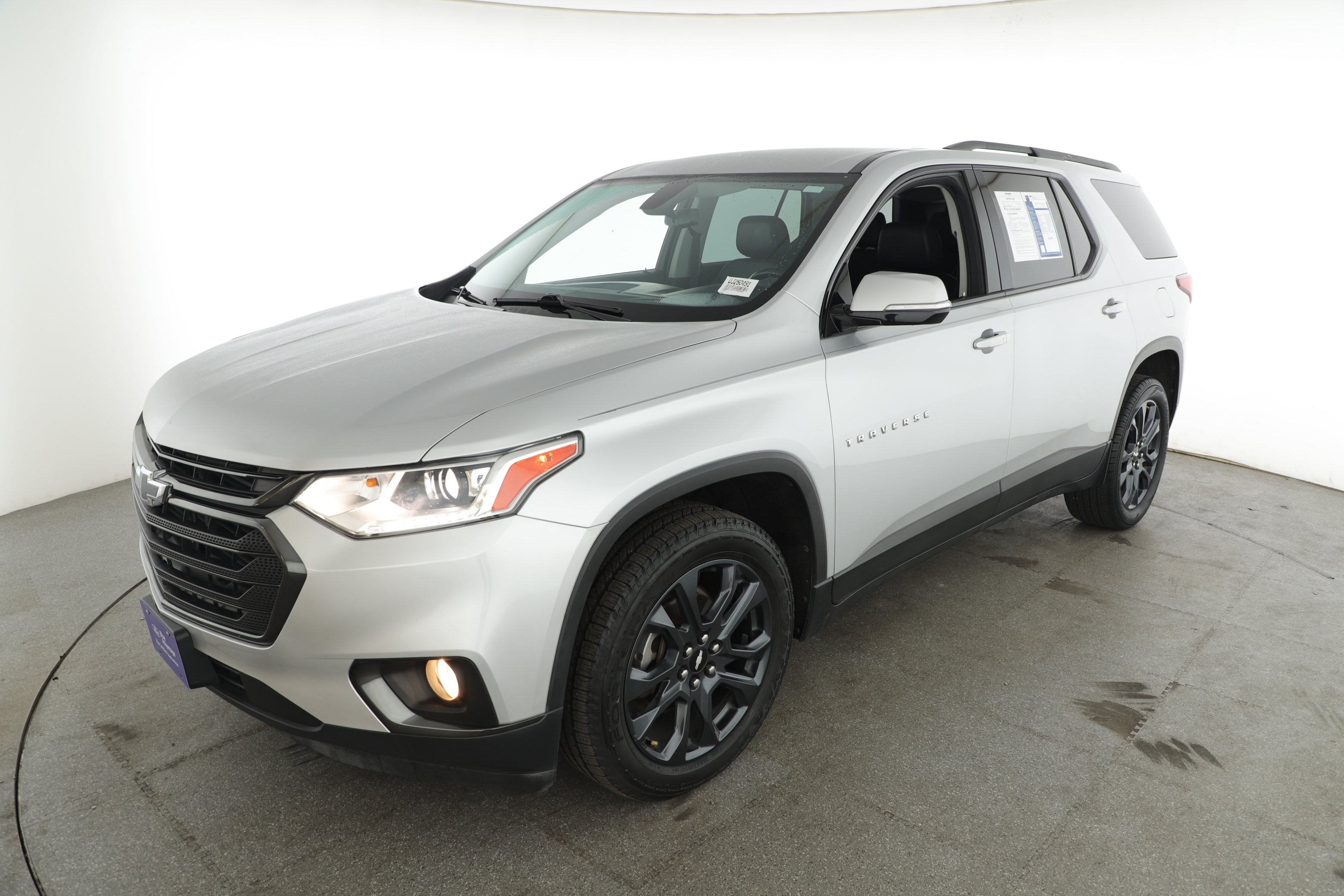 Used 2018 Chevrolet Traverse RS image 3