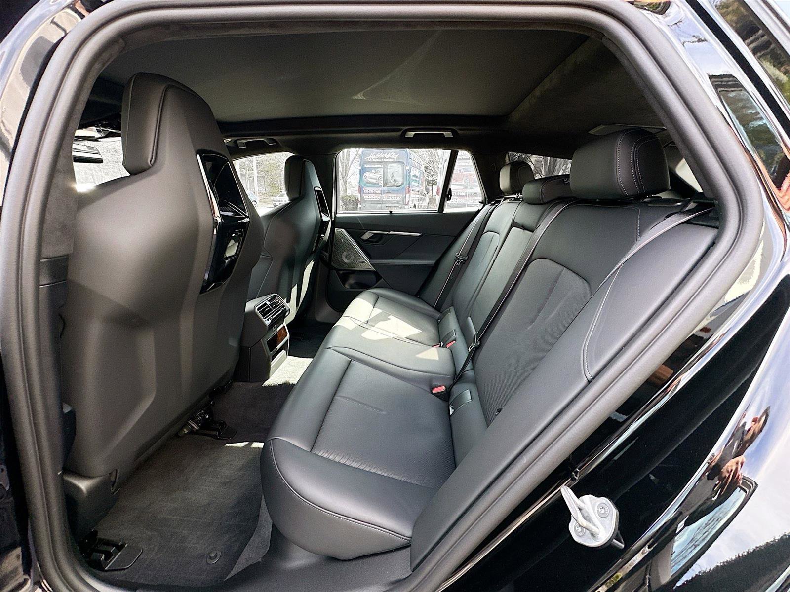 Used 2025 BMW M5 Touring image 26