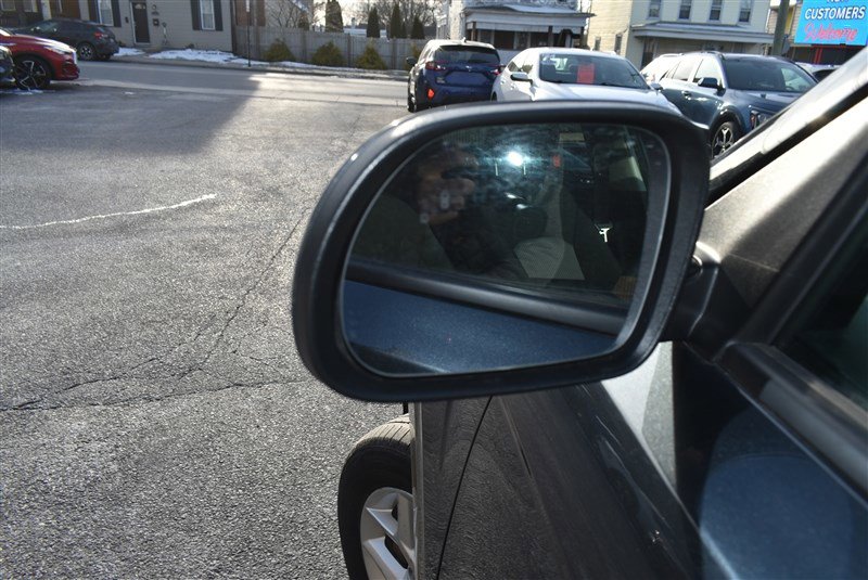 Used 2023 Kia Soul LX w/ LX Technology Package image 8