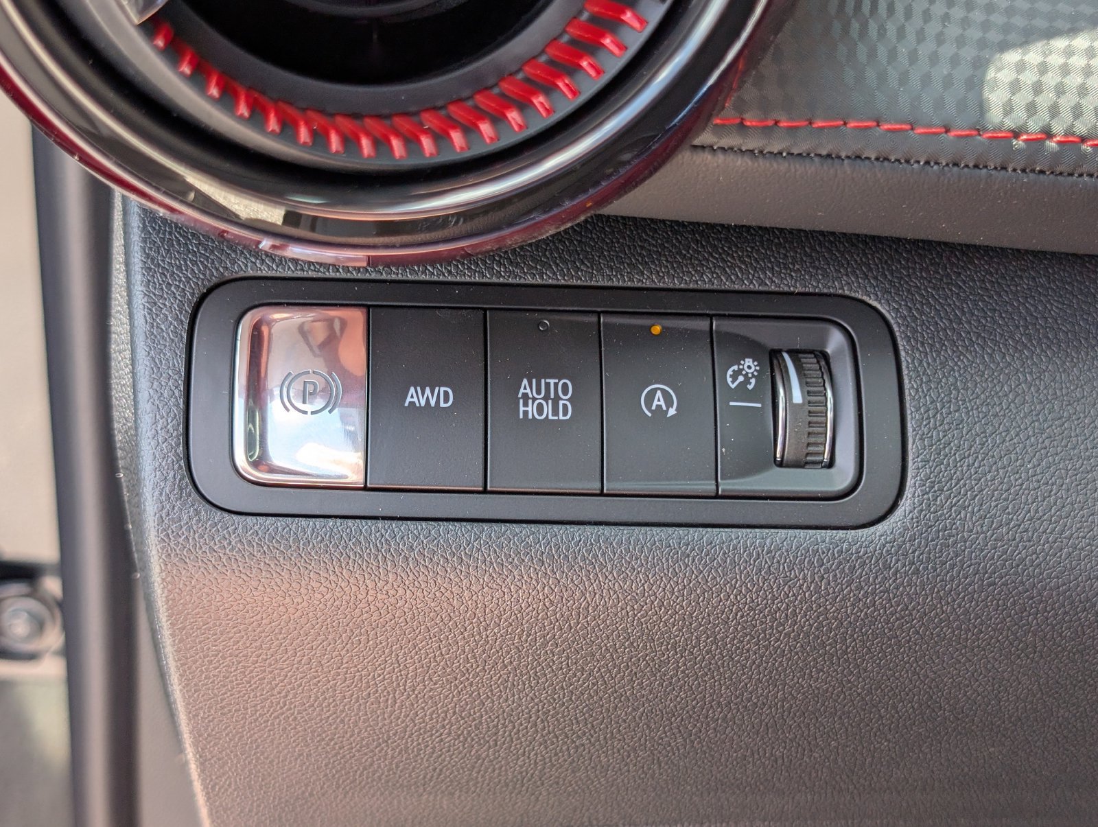 New 2026 Chevrolet Equinox RS w/ Convenience Package III AWD/4WD image 18