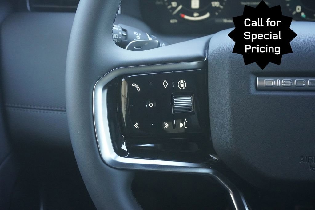 New 2025 Land Rover Discovery Sport Dynamic SE image 12