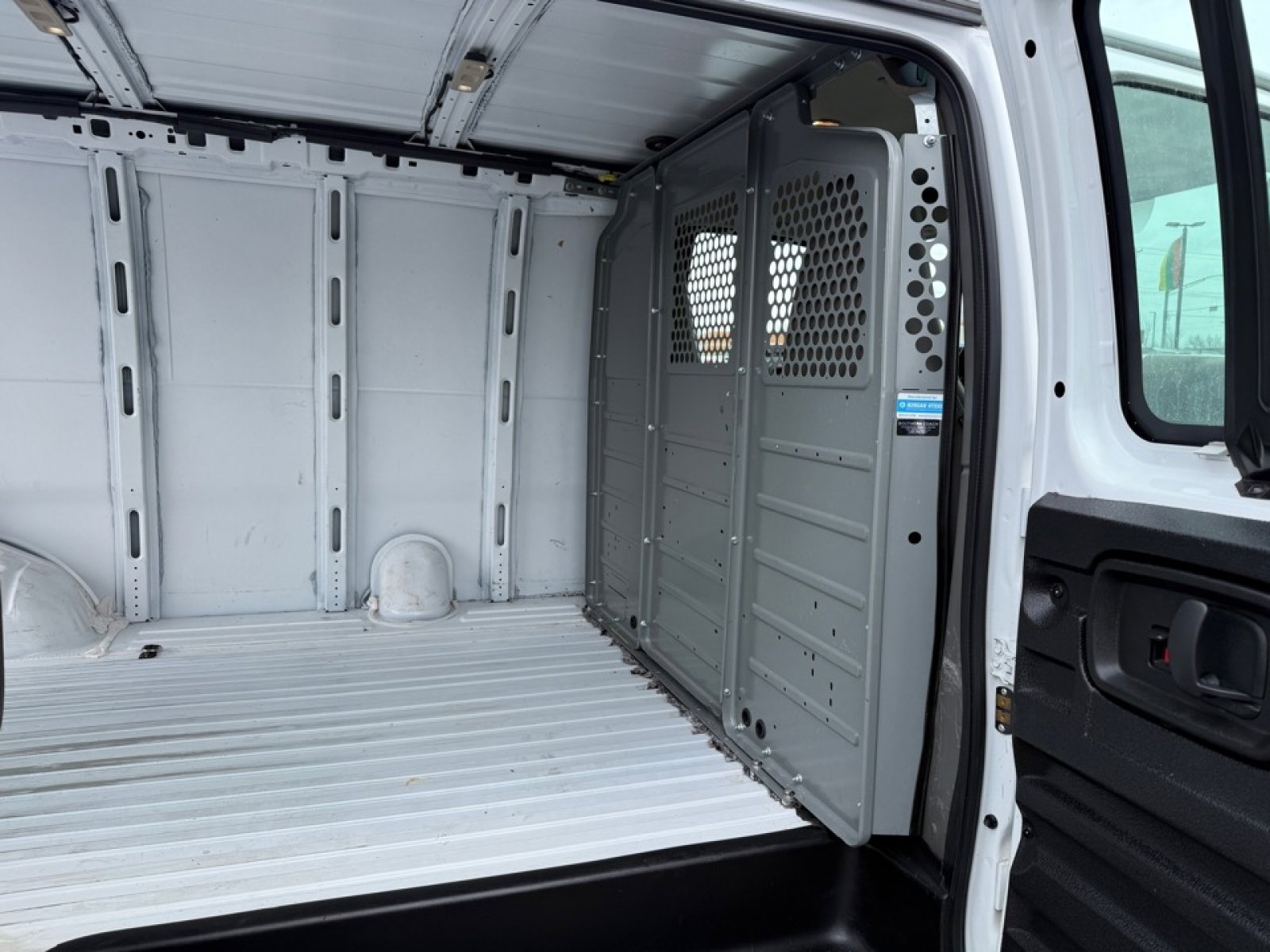 Used 2018 Chevrolet Express 2500 w/ Driver Convenience Package image 19