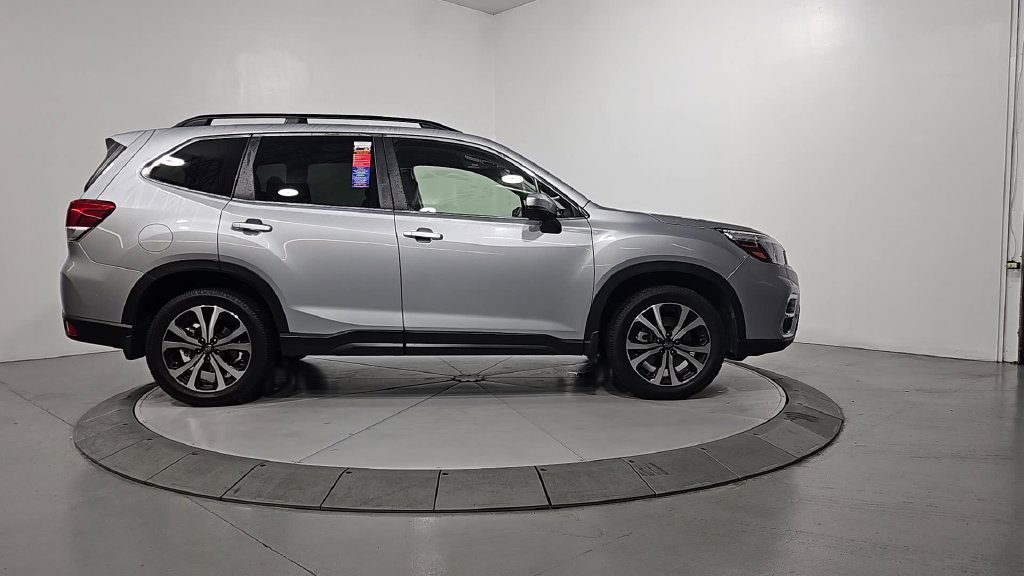 Used 2020 Subaru Forester Limited AWD/4WD image 7