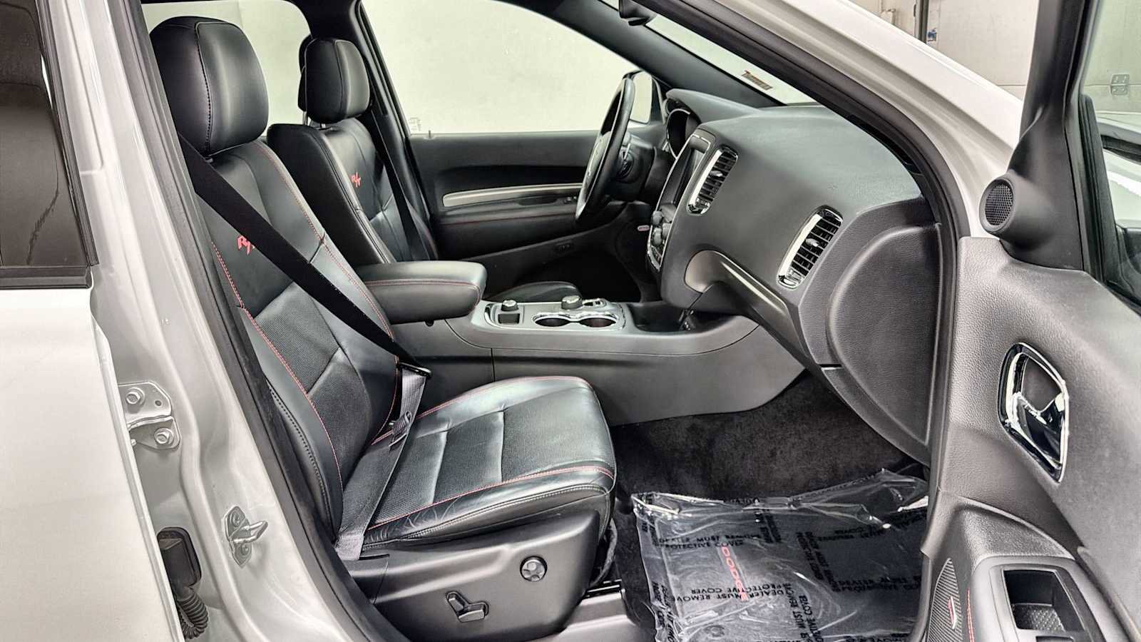 Used 2016 Dodge Durango R/T w/ Technology Group AWD/4WD image 31
