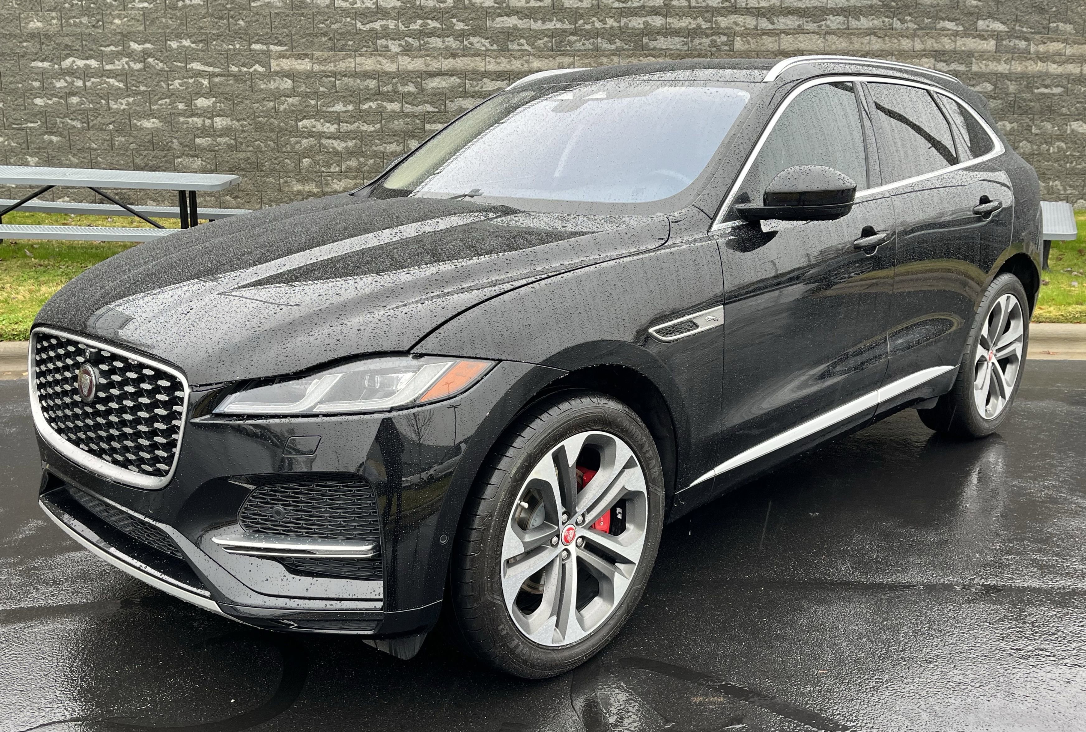Used 2021 Jaguar F-PACE S image 1