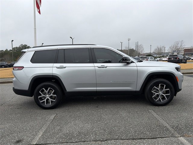 New 2025 Jeep Grand Cherokee L Limited image 4