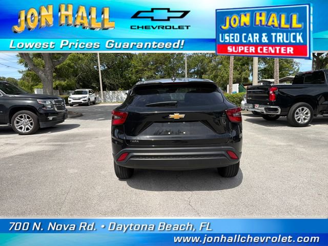 Used 2024 Chevrolet Trax LS w/ Driver Confidence Package FWD image 8