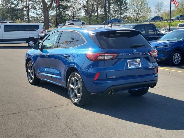 Certified 2023 Ford Escape ST-Line Select w/ Tech Pack #1 AWD/4WD image 3