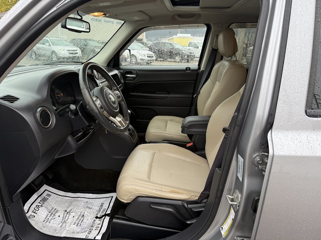 Used 2016 Jeep Patriot 75th Anniversary w/ Power Value Group AWD/4WD image 12