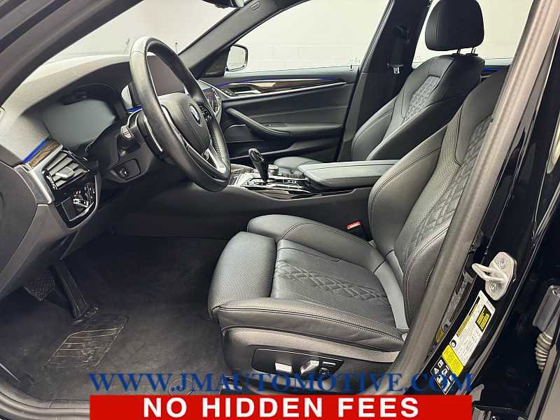 Used 2023 BMW 530i xDrive w/ Premium Package image 13