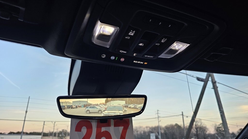 Used 2024 Chevrolet Silverado 1500 ZR2 w/ Technology Package image 14