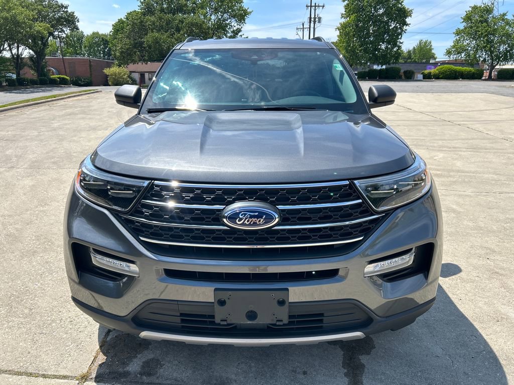 Used 2023 Ford Explorer XLT w/ Equipment Group 202A AWD/4WD image 10