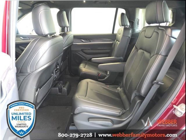 New 2025 Jeep Grand Cherokee L Limited w/ Black Appearance Package image 12