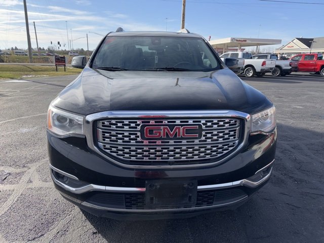 Used 2018 GMC Acadia Denali w/ Technology Package image 2
