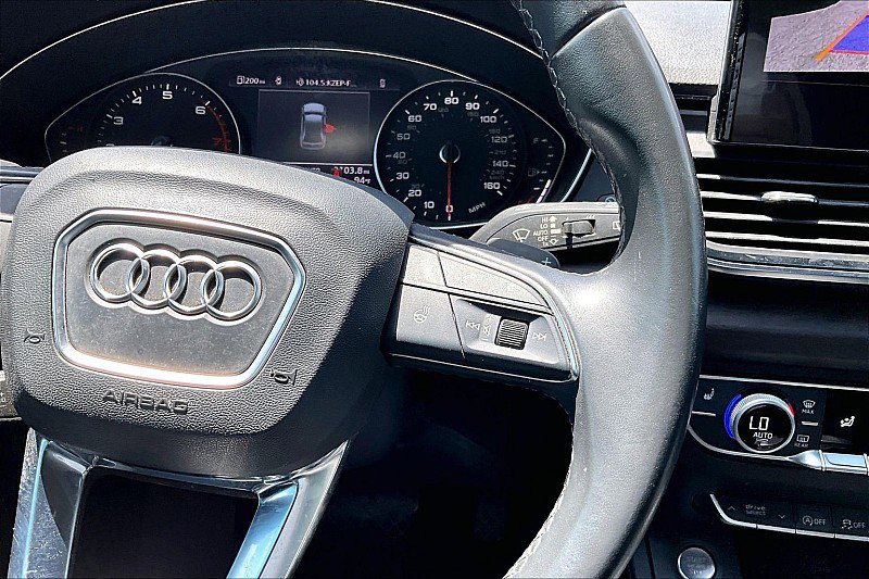 Used 2022 Audi Q5 2.0T Premium w/ Convenience Package AWD/4WD image 16