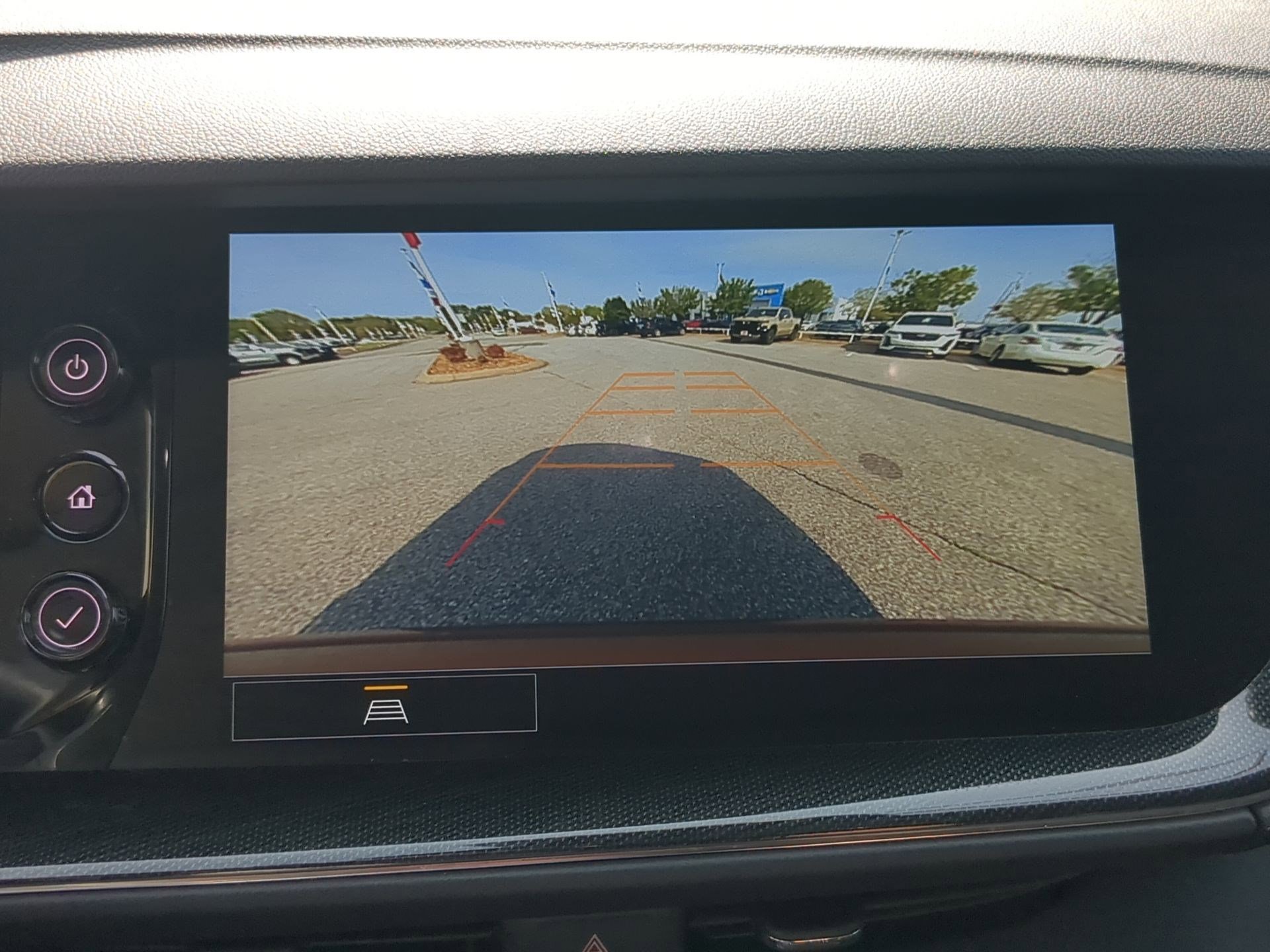 Used 2022 Buick Envision Preferred FWD image 15