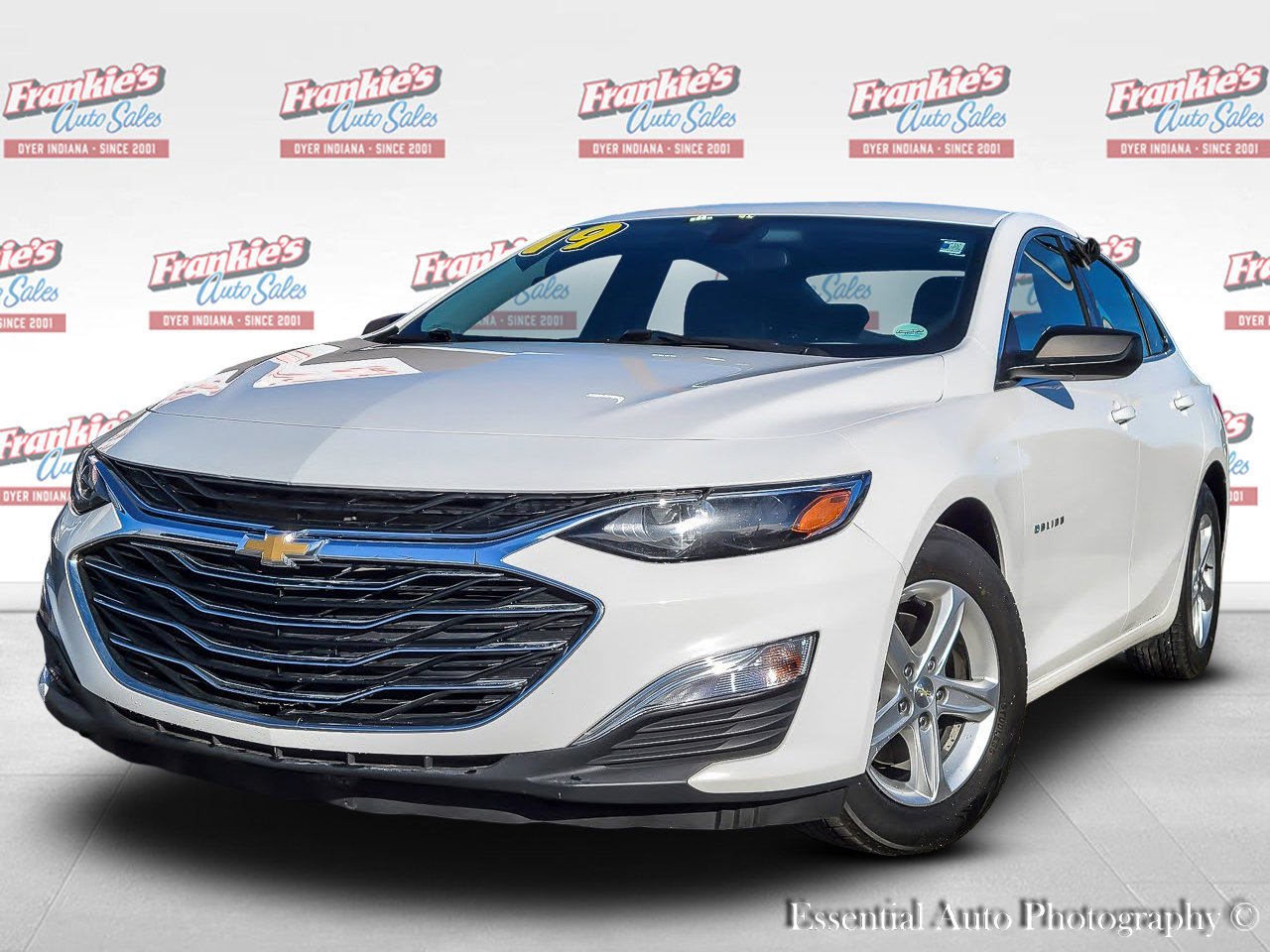 Used 2019 Chevrolet Malibu LS FWD image 1