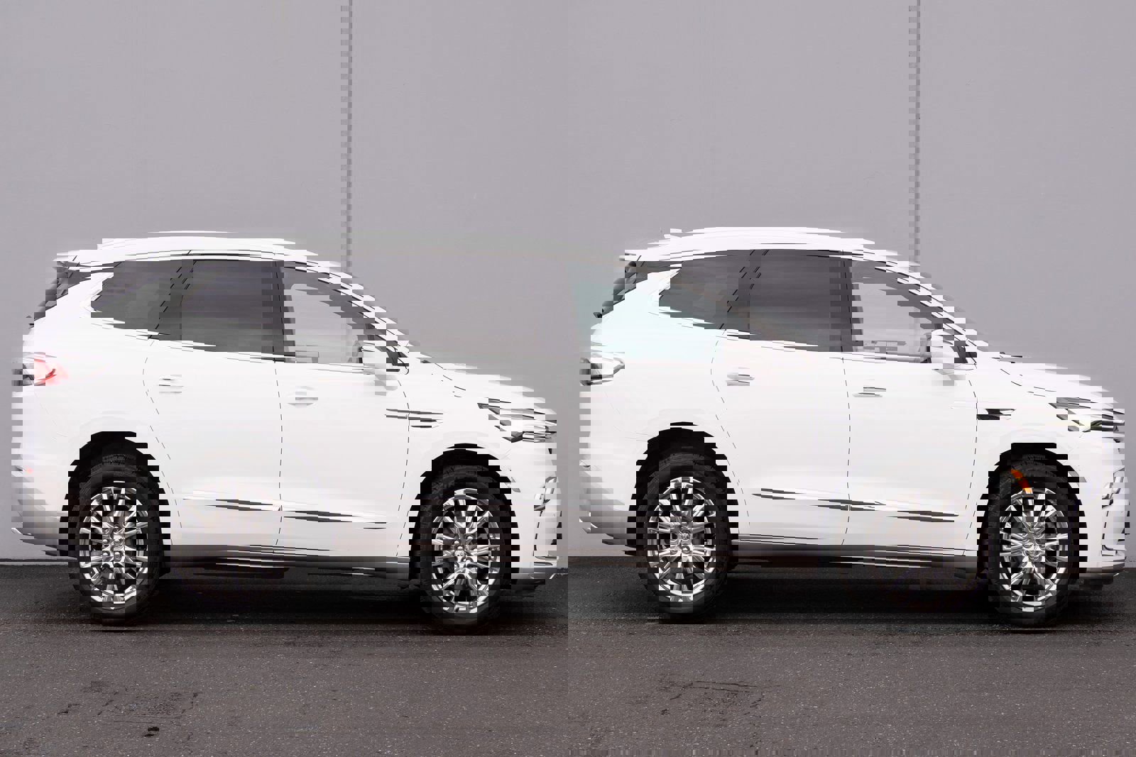 Used 2023 Buick Enclave Premium w/ Experience Buick Package image 30