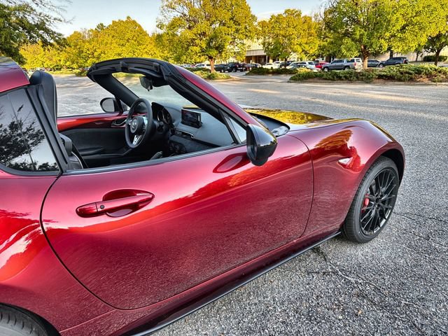 New 2026 MAZDA MX-5 Miata RF Club w/ Interior Package RWD image 23