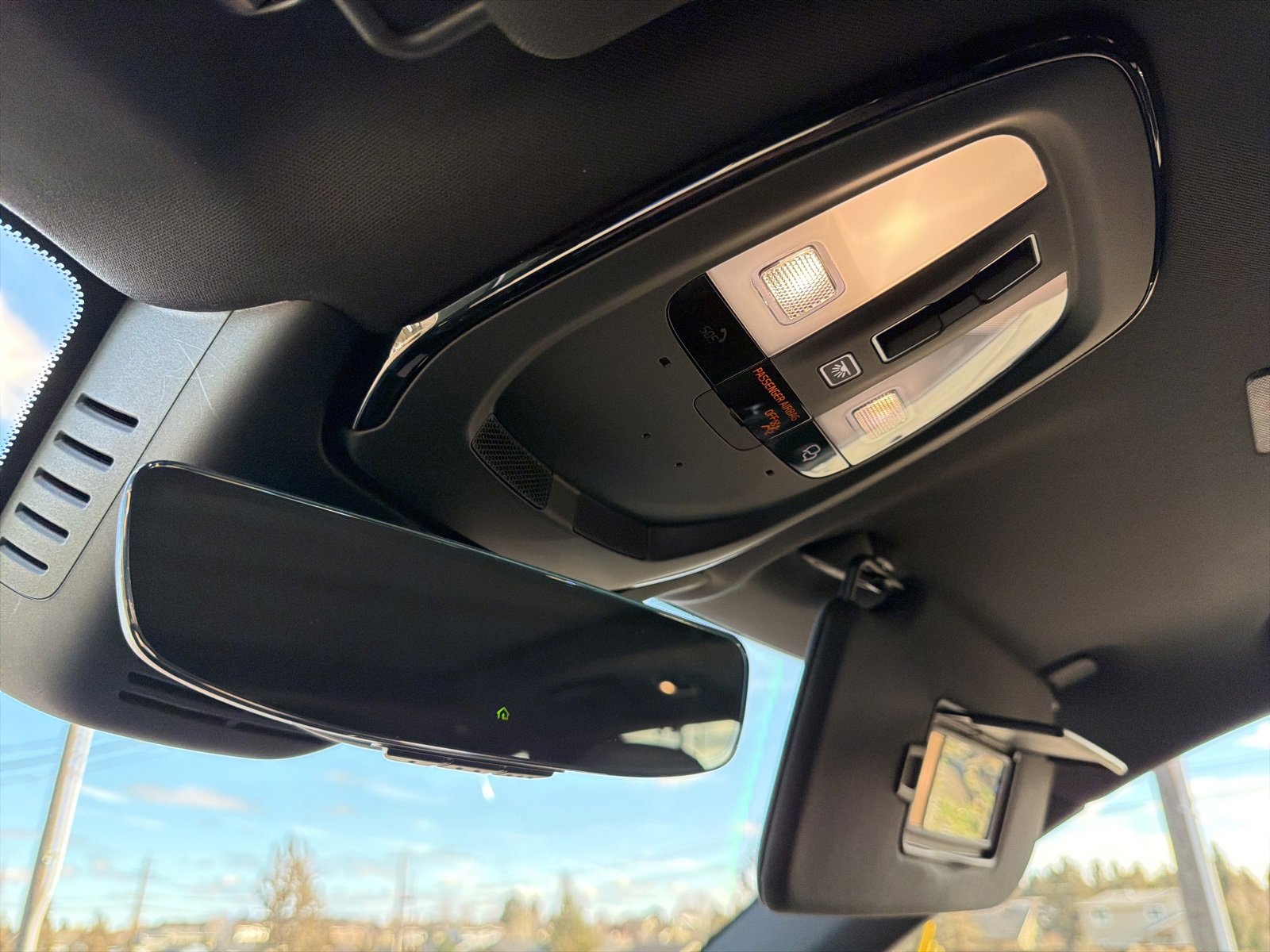 Used 2024 Volvo XC90 T8 Ultimate w/ Protection Package Premier image 52