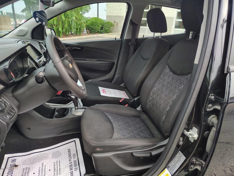 Used 2021 Chevrolet Spark LT w/ Spark Special Edition FWD image 13