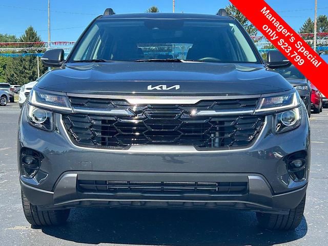 Certified 2024 Kia Seltos X-Line image 13