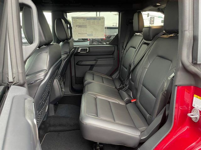 New 2025 Ford Bronco Badlands image 10