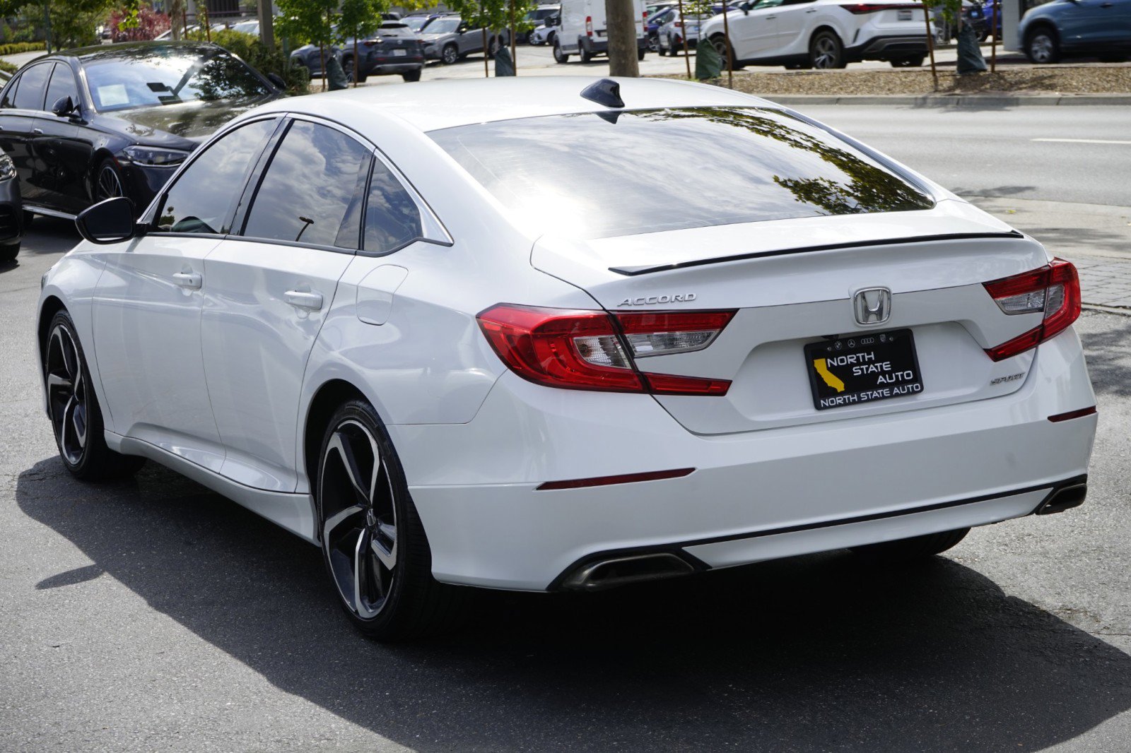 Used 2021 Honda Accord Sport image 10