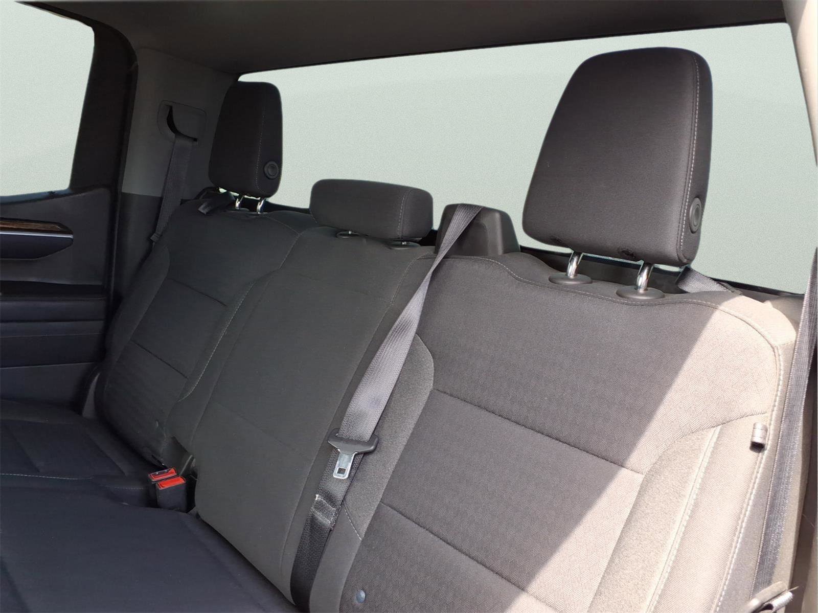 Used 2022 GMC Sierra 1500 SLE w/ X31 Off-Road Package image 11