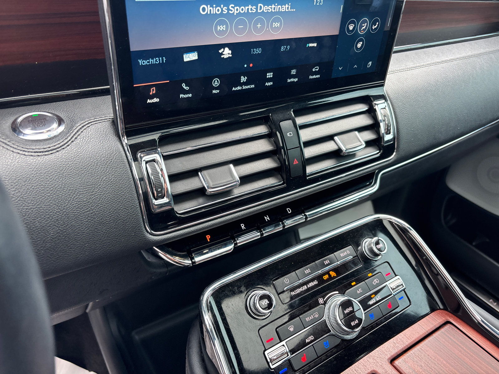 Certified 2023 Lincoln Navigator Reserve AWD/4WD image 21
