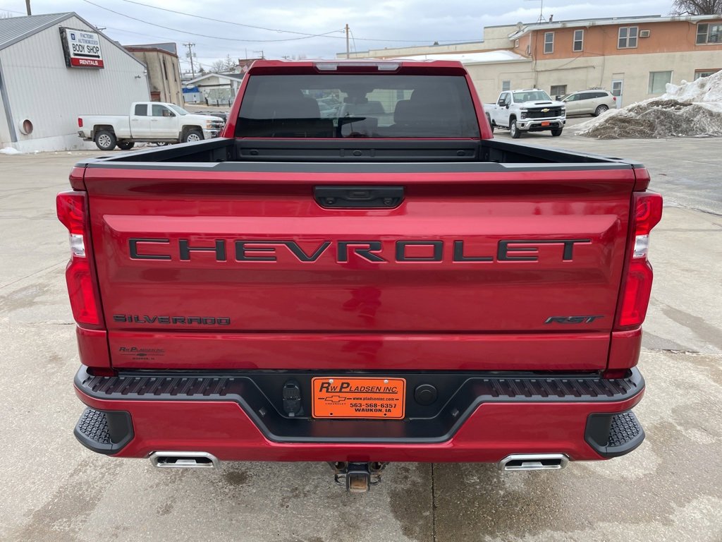 Used 2024 Chevrolet Silverado 1500 RST w/ Z71 Off-Road Package image 17