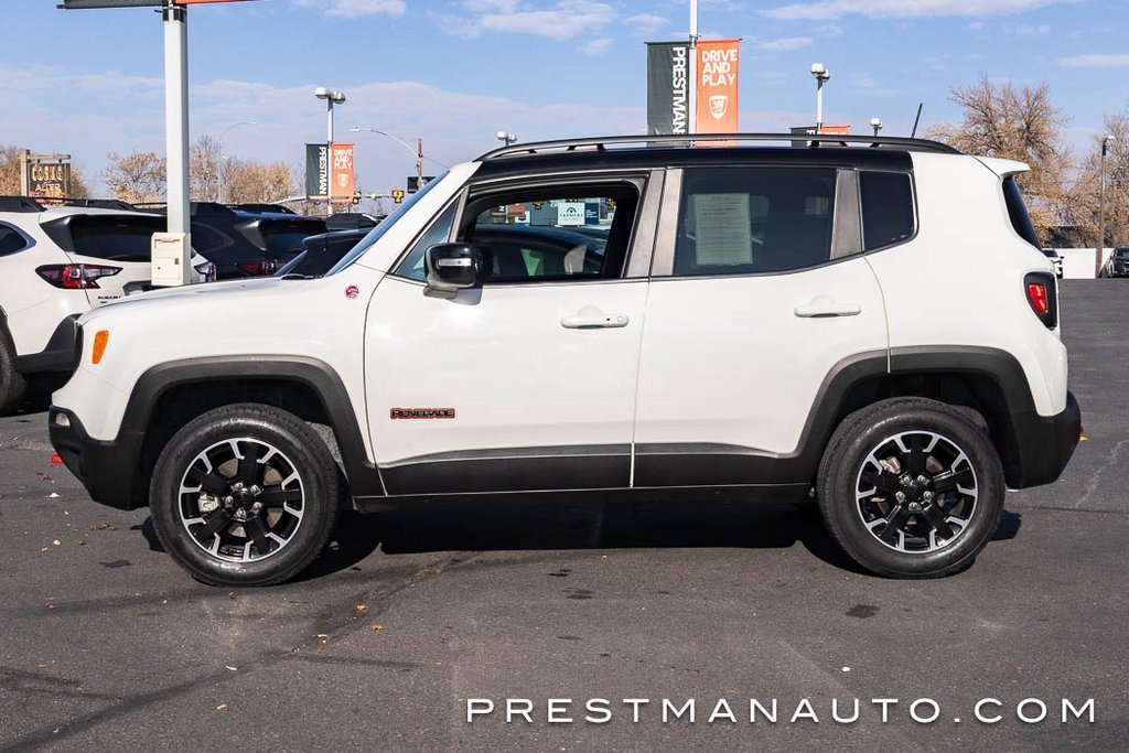 Used 2023 Jeep Renegade Trailhawk image 11