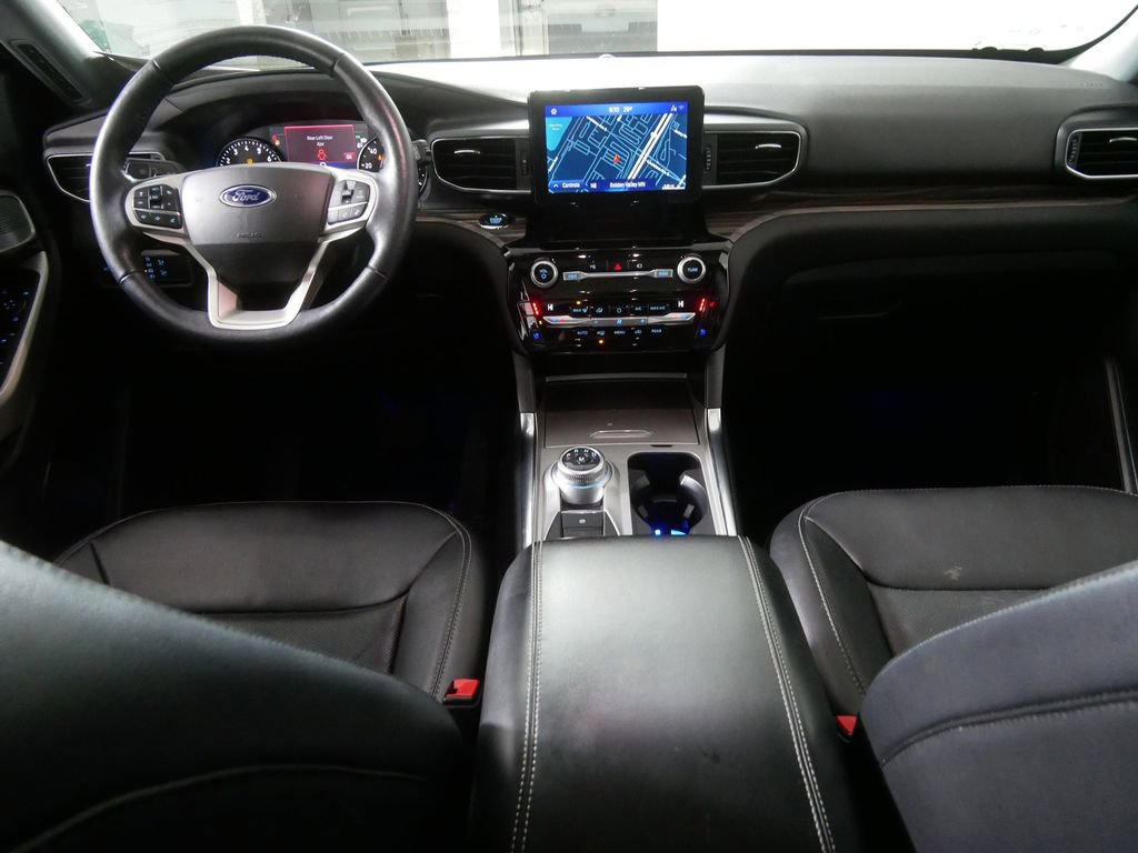 Used 2021 Ford Explorer Limited w/ Class III Trailer Tow Package image 24