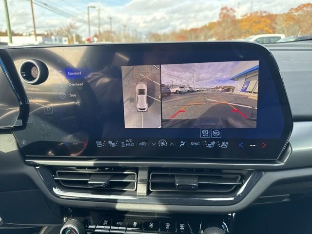 New 2026 Chevrolet Equinox EV RS w/ Convenience Package II FWD image 14